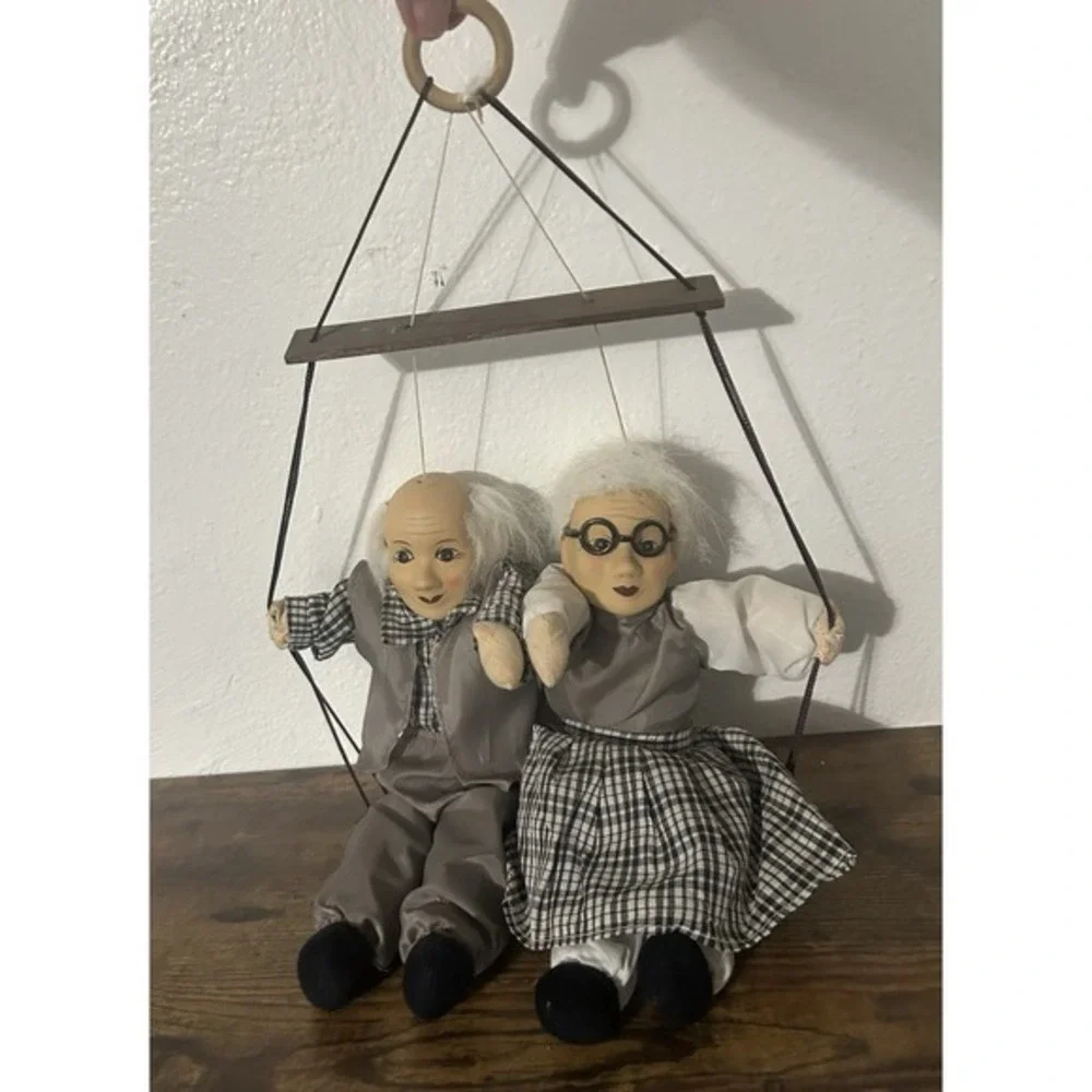 RARE‎ Handmade Dolls Couple Holding Hands In Hanging Swing Vintage
